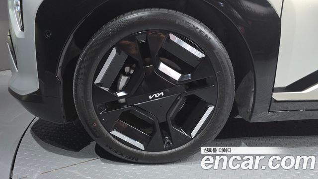 Kia EV3 Long Range 2WD GT Line 2025 — фото 5