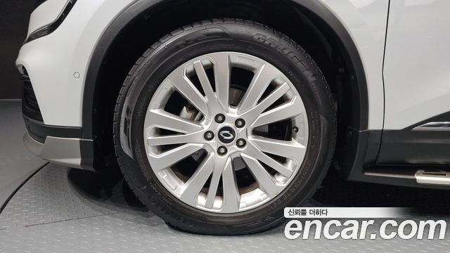 Renault Korea QM6 2.0 LPe Premiere 2WD 2021 — фото 5