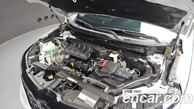 Renault Korea QM6 2.0 LPe Premiere 2WD 2021 — фото 6