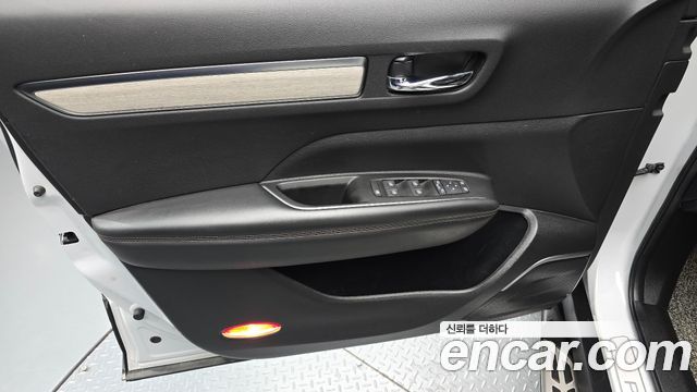 Renault Korea QM6 2.0 LPe Premiere 2WD 2021 — фото 24
