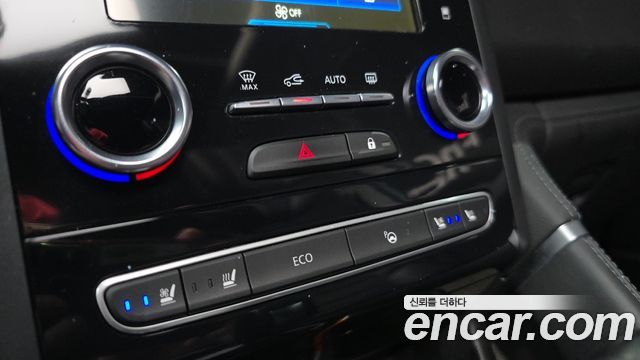 Renault Korea QM6 2.0 LPe Premiere 2WD 2021 — фото 27