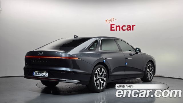 Hyundai Grandeur (GN7) 3.5 LPG 2WD Exclusive 2023 — фото 2