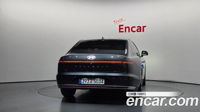 Hyundai Grandeur (GN7) 3.5 LPG 2WD Exclusive 2023 — фото 4