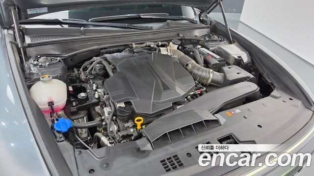 Hyundai Grandeur (GN7) 3.5 LPG 2WD Exclusive 2023 — фото 6