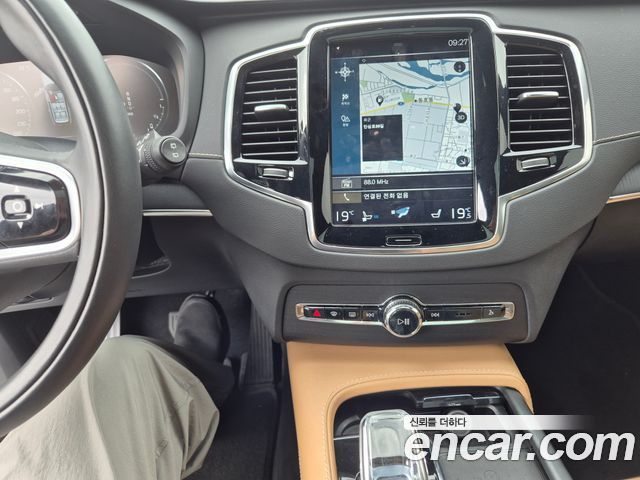 Volvo XC90 (II) T8 Inscription Hybird 2021 — фото 15