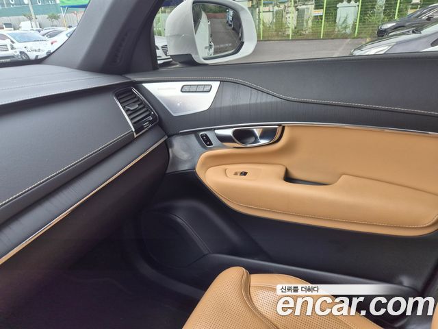 Volvo XC90 (II) T8 Inscription Hybird 2021 — фото 18