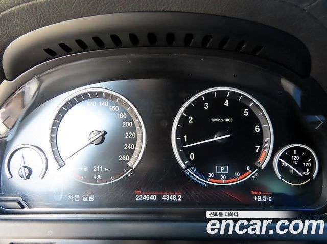 BMW 6 Series (F12) 640i Convertible 2012 — фото 17