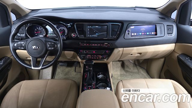 Kia Carnival Gasoline 9-Seater Hi-Limousine Noblesse Special 2020 — фото 7