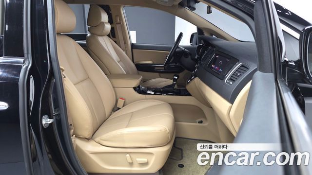 Kia Carnival Gasoline 9-Seater Hi-Limousine Noblesse Special 2020 — фото 11