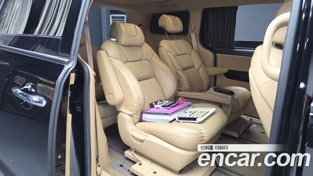 Kia Carnival Gasoline 9-Seater Hi-Limousine Noblesse Special 2020 — фото 12