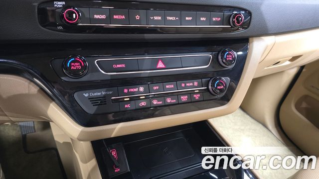 Kia Carnival Gasoline 9-Seater Hi-Limousine Noblesse Special 2020 — фото 17