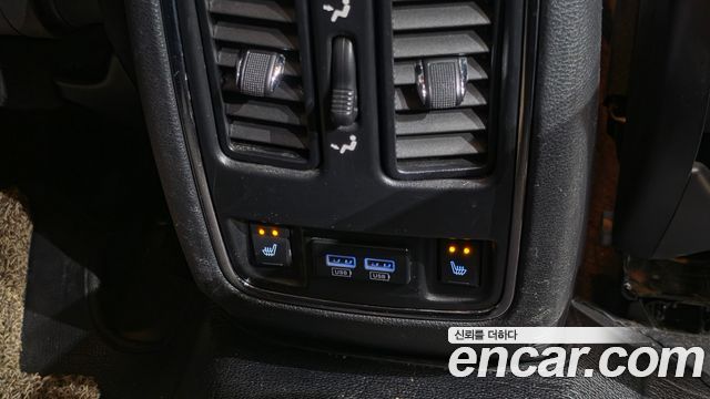 Jeep Grand Cherokee 3.0 Diesel 75th Special Edition WK2 2016 — фото 18