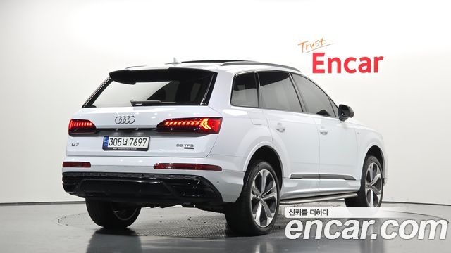 Audi Q7 (4M) 55 TFSI Quattro Premium 2023 — фото 2