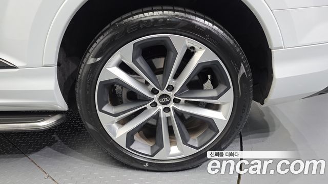 Audi Q7 (4M) 55 TFSI Quattro Premium 2023 — фото 5