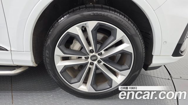 Audi Q7 (4M) 55 TFSI Quattro Premium 2023 — фото 21