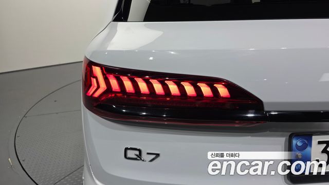 Audi Q7 (4M) 55 TFSI Quattro Premium 2023 — фото 23