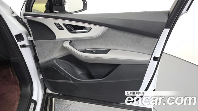 Audi Q7 (4M) 55 TFSI Quattro Premium 2023 — фото 24