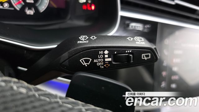 Audi Q7 (4M) 55 TFSI Quattro Premium 2023 — фото 30