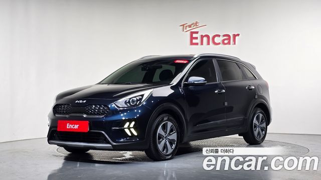 Kia Niro 1.6 HEV Trendy 2022 — фото 11
