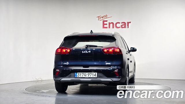Kia Niro 1.6 HEV Trendy 2022 — фото 4