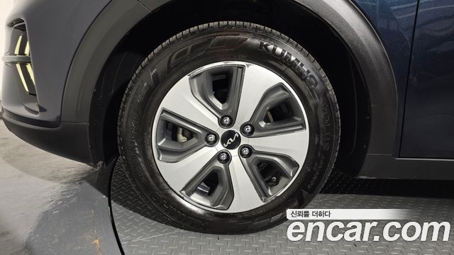 Kia Niro 1.6 HEV Trendy 2022 — фото 5