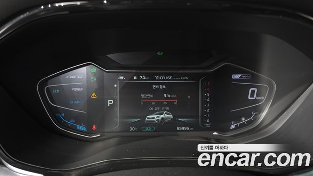 Kia Niro 1.6 HEV Trendy 2022 — фото 8