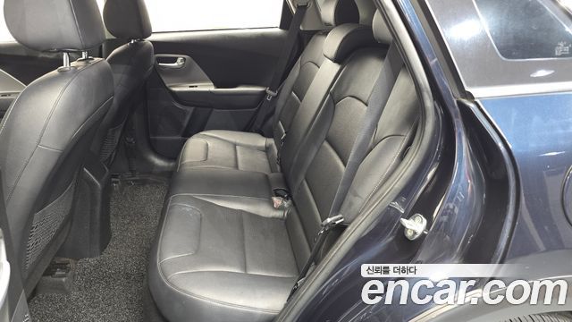 Kia Niro 1.6 HEV Trendy 2022 — фото 15