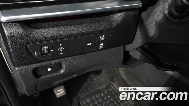 Kia Niro 1.6 HEV Trendy 2022 — фото 23