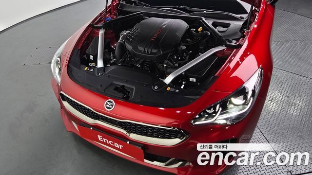 Kia Stinger 3.3 Turbo AWD GT 2020 — фото 6