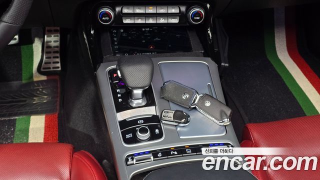 Kia Stinger 3.3 Turbo AWD GT 2020 — фото 9