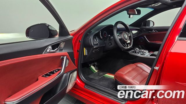 Kia Stinger 3.3 Turbo AWD GT 2020 — фото 10