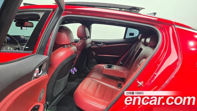 Kia Stinger 3.3 Turbo AWD GT 2020 — фото 12