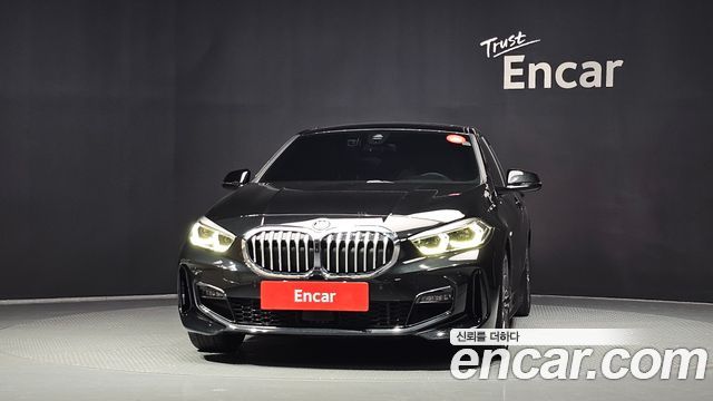 BMW 1 Series (F40) 120i M Sports 2023 — фото 3