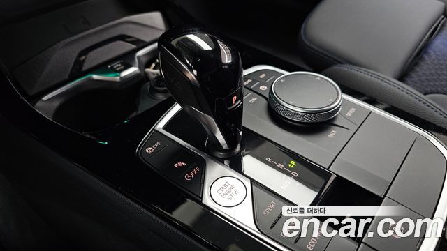 BMW 1 Series (F40) 120i M Sports 2023 — фото 9