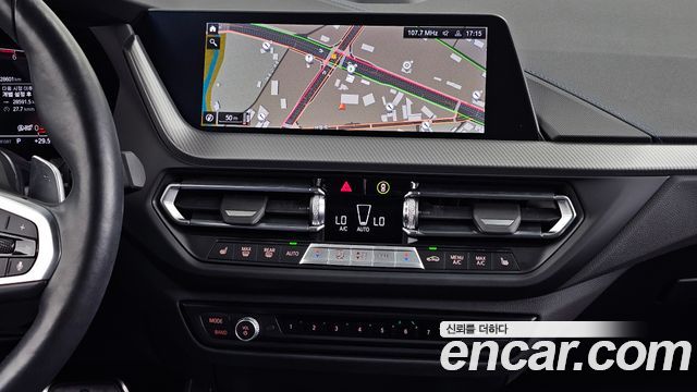 BMW 1 Series (F40) 120i M Sports 2023 — фото 14