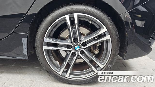BMW 1 Series (F40) 120i M Sports 2023 — фото 21
