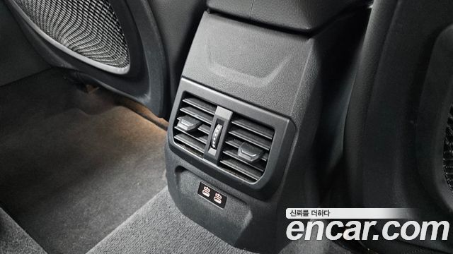 BMW 1 Series (F40) 120i M Sports 2023 — фото 31