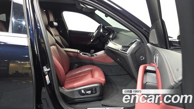 BMW X6 (G06) xDrive40i M Sport 2021 — фото 15
