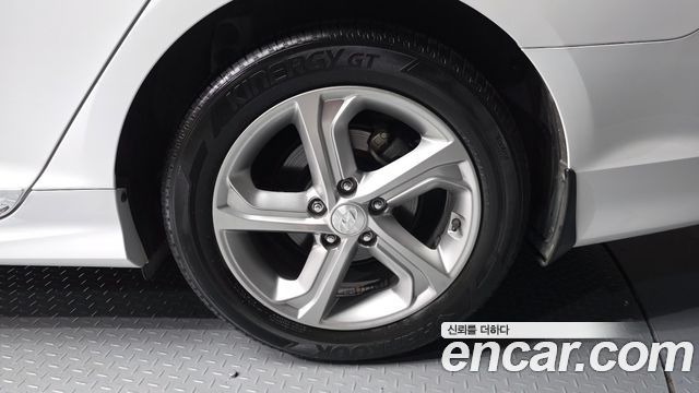 Hyundai Sonata New Rise LPI Taxi Premium 2020 — фото 5