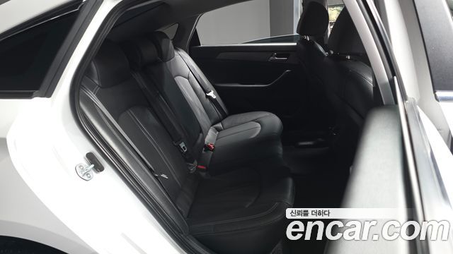 Hyundai Sonata New Rise LPI Taxi Premium 2020 — фото 12