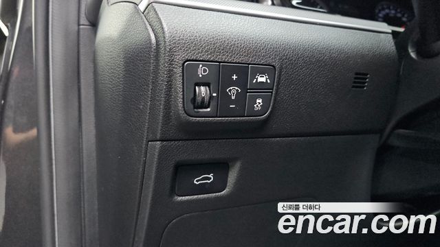 Kia K5 (III) 2.0 Prestige 2021 — фото 13