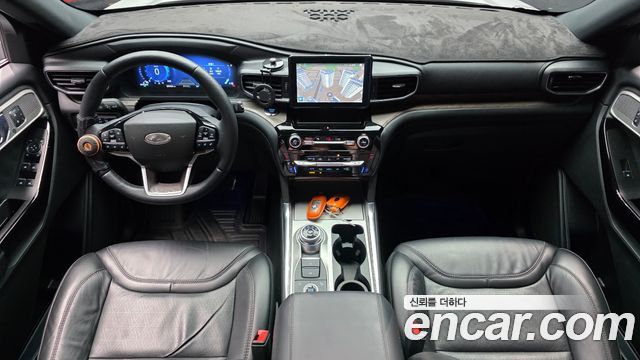 Ford Explorer (VI) 3.0 Platinum 4WD 2022 — фото 7