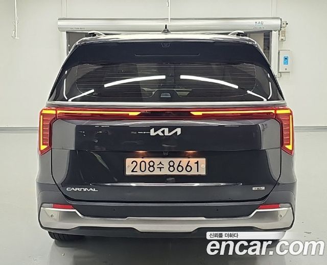 Kia Carnival (IV) HEV 9seater Signature 2024 — фото 3