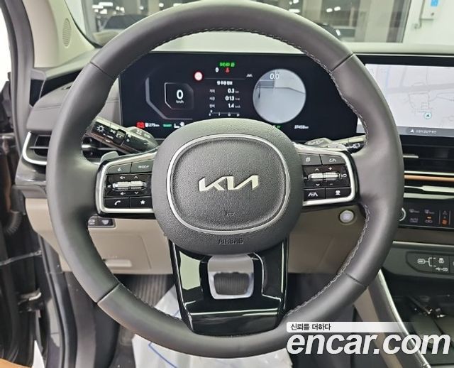 Kia Carnival (IV) HEV 9seater Signature 2024 — фото 9