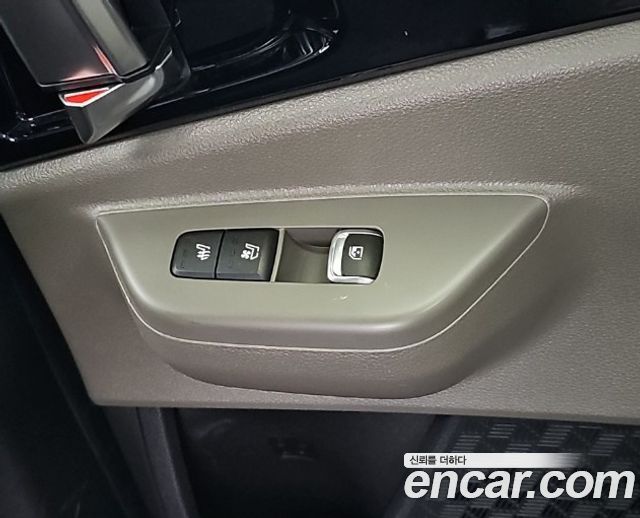 Kia Carnival (IV) HEV 9seater Signature 2024 — фото 19