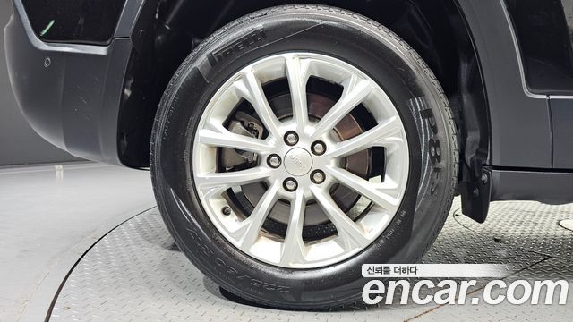 Jeep Cherokee (KL) 2.4 Longitude High AWD 2019 — фото 5