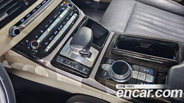 Genesis EQ900 3.3 T-GDI AWD Prestige 2016 — фото 9
