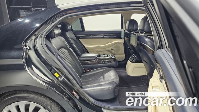 Genesis EQ900 3.3 T-GDI AWD Prestige 2016 — фото 12