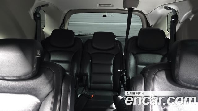 KG Mobility (SsangYong) Korando Turismo 4WD TX 9-seater 2017 — фото 11