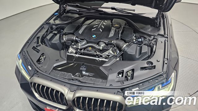 BMW 5 Series (G30) M550i xDrive 2021 — фото 6